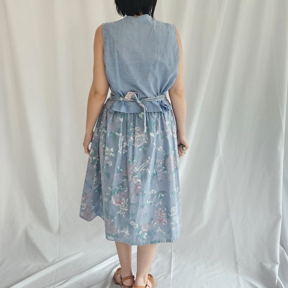 80s Blue‎ Floral Vest and Skirt Set - Picture 3 of 7